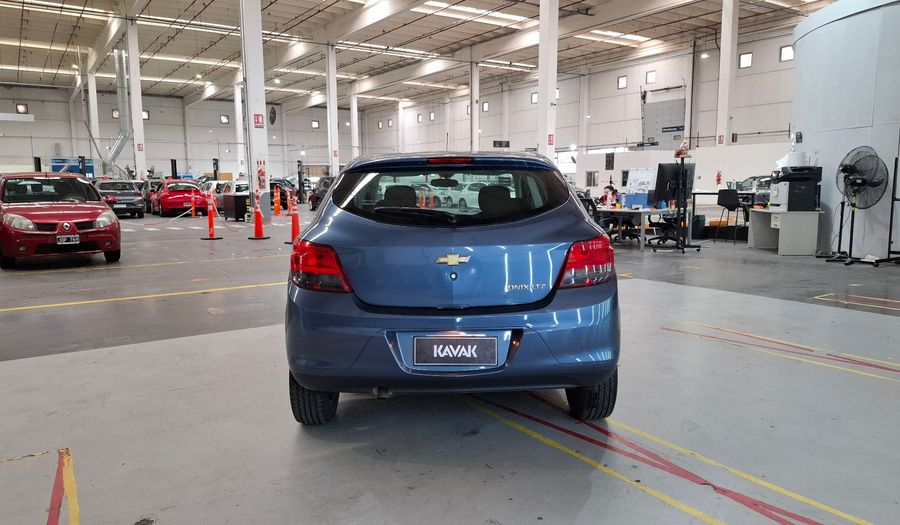 Chevrolet Onix 1.4 LTZ AT Hatchback 2015