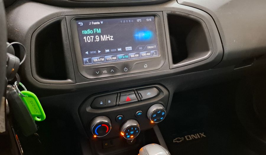 Chevrolet Onix 1.4 LTZ AT Hatchback 2015