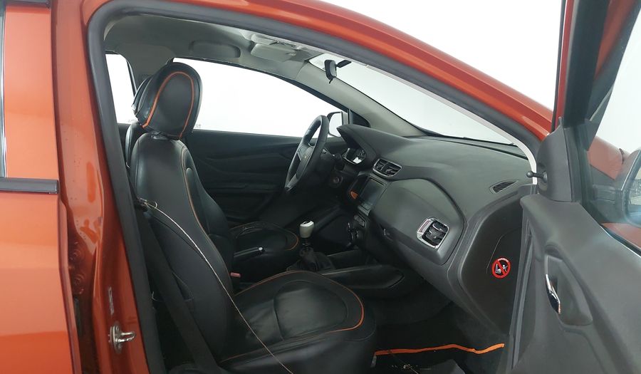 Chevrolet Onix MPFI LOLLAPALOOZA Hatchback 2014