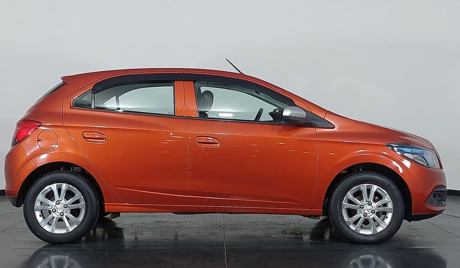 Chevrolet Onix MPFI LOLLAPALOOZA Hatchback 2014