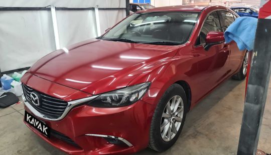 Mazda • Mazda 6
