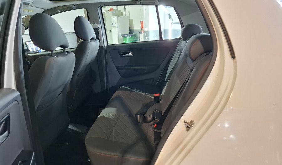 Volkswagen Fox 1.6 HIGHLINE Hatchback 2017