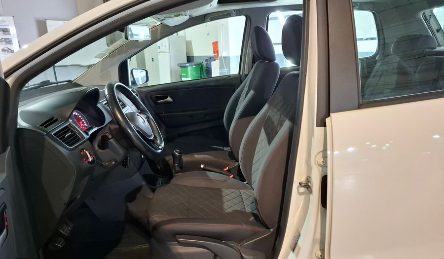 Volkswagen Fox 1.6 HIGHLINE Hatchback 2017