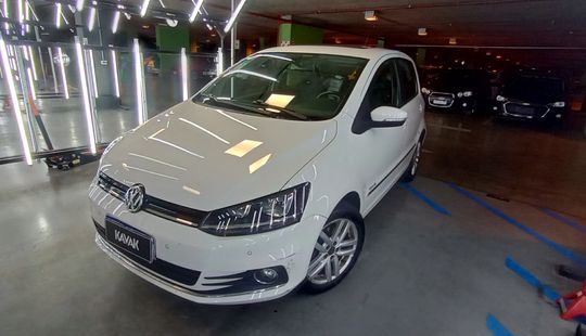 Volkswagen • Fox