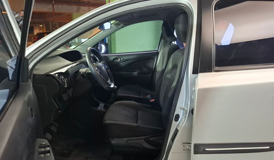 Toyota Etios 1.5 XS Hatchback 2017