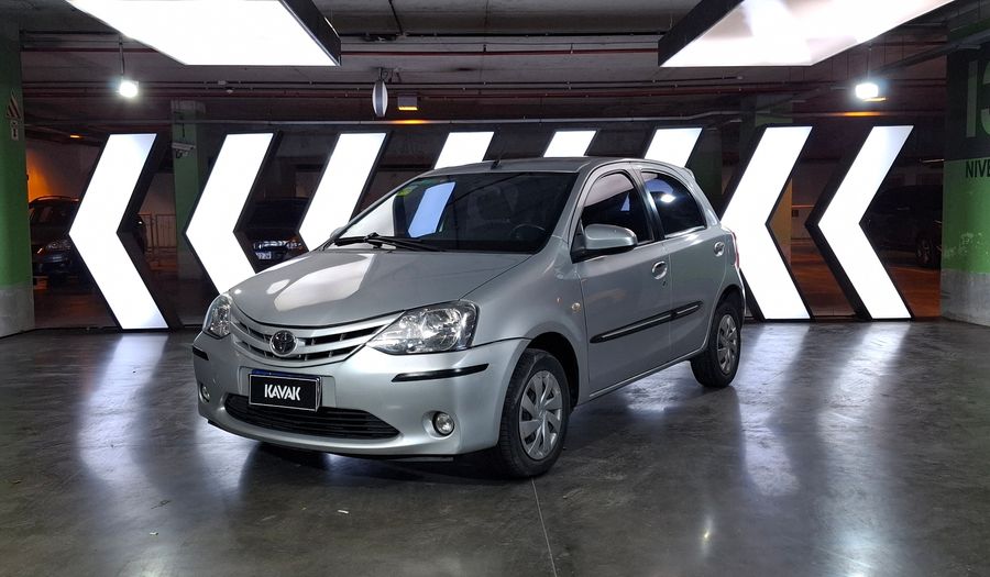 Toyota Etios 1.5 XS Hatchback 2017