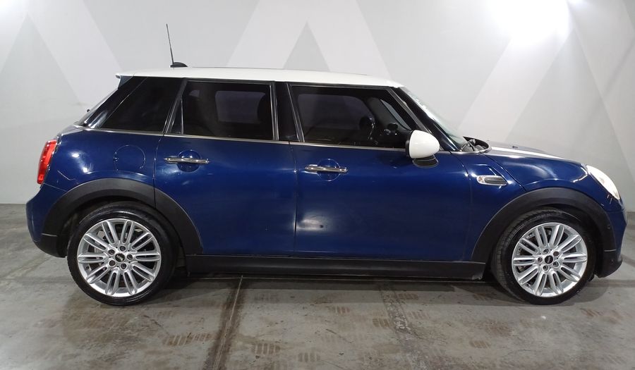 Mini Cooper 1.5 COOPER PEPPER AT Hatchback 2018