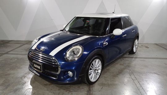 Mini • Cooper