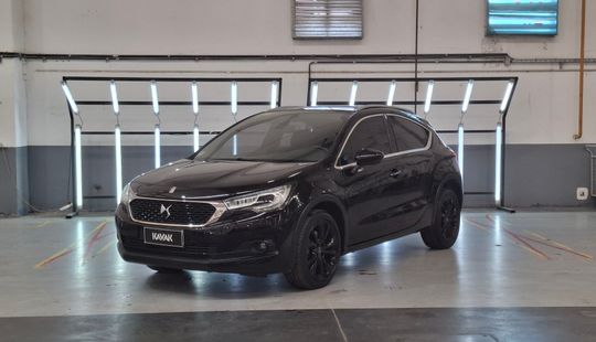 Ds • Ds 4