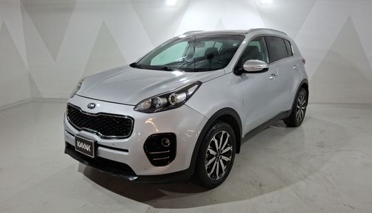 2016 • 115,346 km • Automático