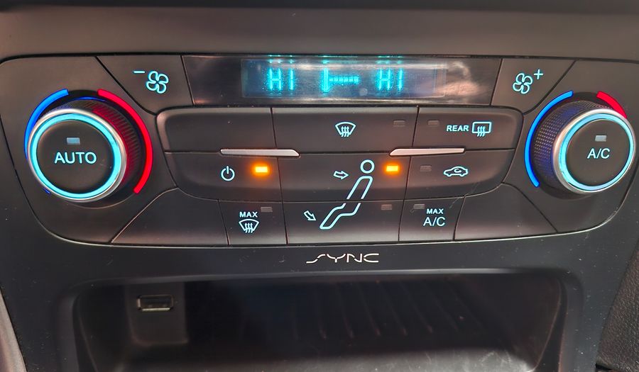 Ford Focus Iii 2.0 SE PLUS Sedan 2015