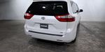 Toyota Sienna 3.5 XLE AT Minivan 2015