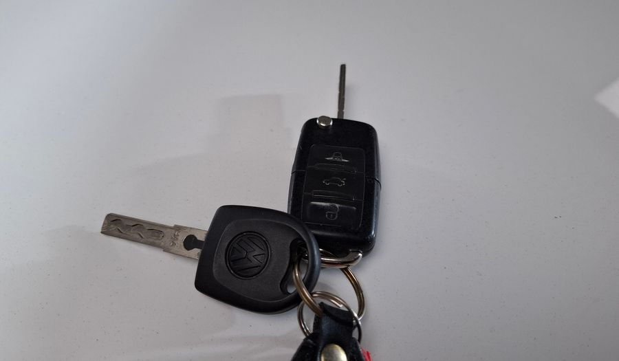 Volkswagen Fox 1.6 COMFORTLINE PACK Hatchback 2011