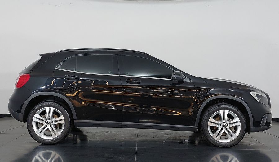 Mercedes Benz Gla 200 CGI STYLE Suv 2019