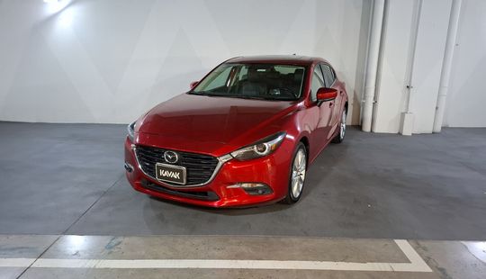 Mazda • Mazda 3
