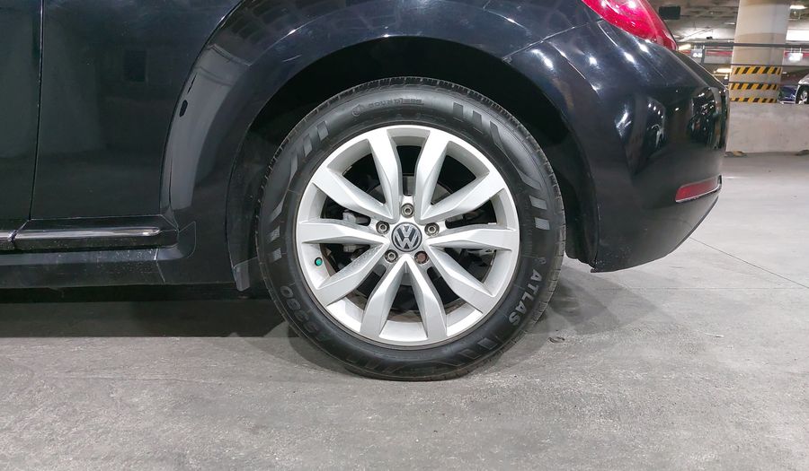 Volkswagen Beetle 2.5 SPORT TIPTRONIC Hatchback 2013