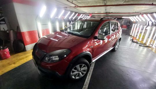 Renault • Sandero Stepway