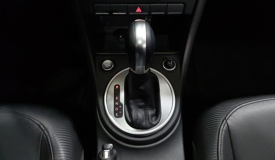 Volkswagen Beetle 2.5 SPORTLINE TIPTRONIC Hatchback 2016