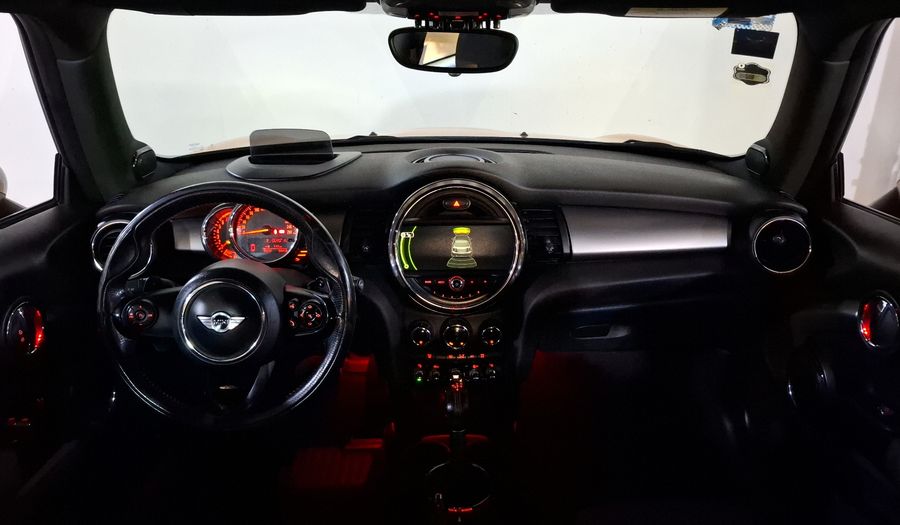 Mini Cooper S 2.0 COOPER HOT CHILI AT Hatchback 2016