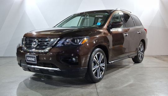Nissan • Pathfinder