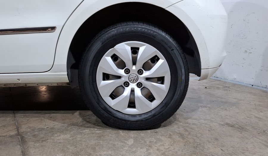 Volkswagen Gol 1.6 5 PTAS. CL A/A Hatchback 2016