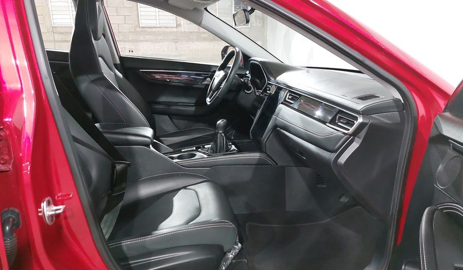 Jac J7 1.5 ADVANCED MT Hatchback 2022