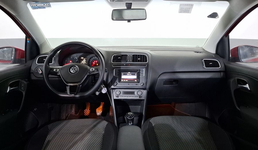 Volkswagen Vento 1.6 HIGHLINE STD. Sedan 2017