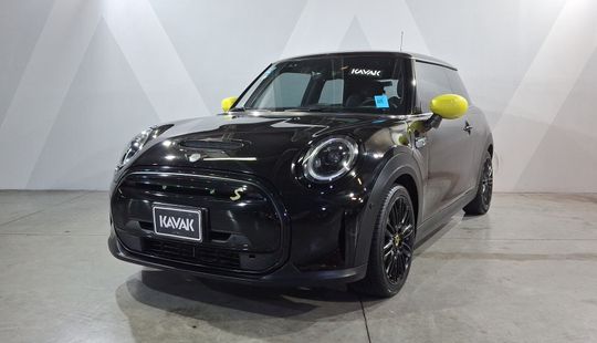 Mini • Cooper