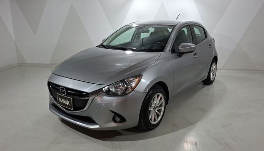 Mazda • Mazda 2