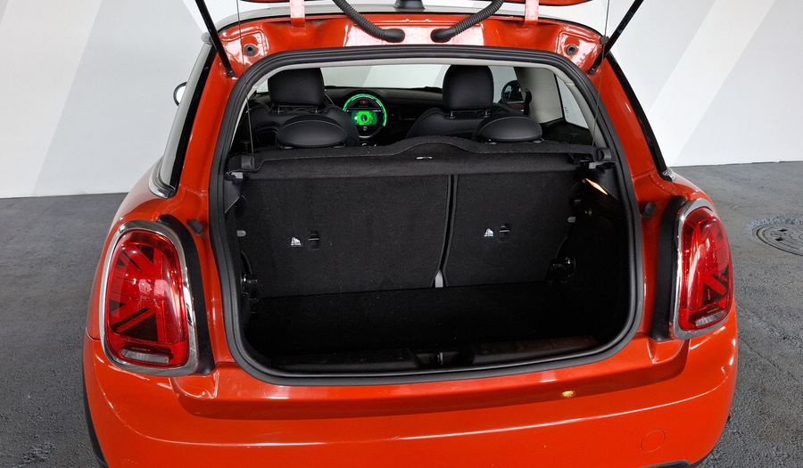 Mini Cooper 1.5 COOPER PEPPER DCT Hatchback 2019