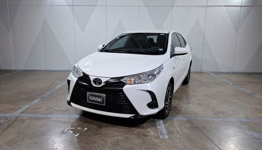 Toyota • Yaris