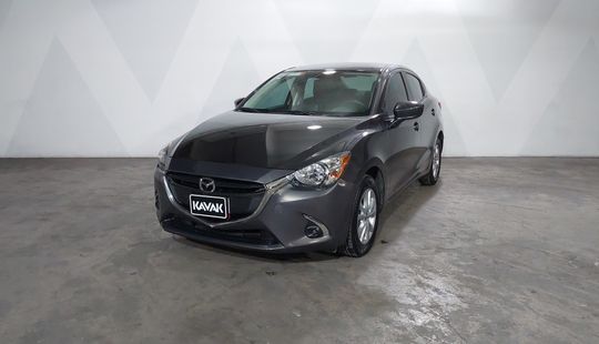 Mazda • Mazda 2