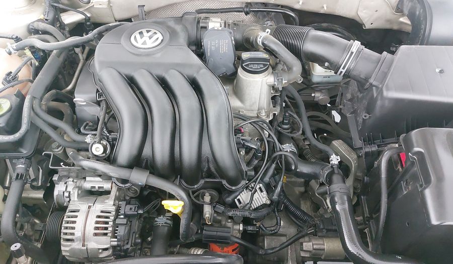 Volkswagen Jetta Clasico 2.0 CL MT Sedan 2015