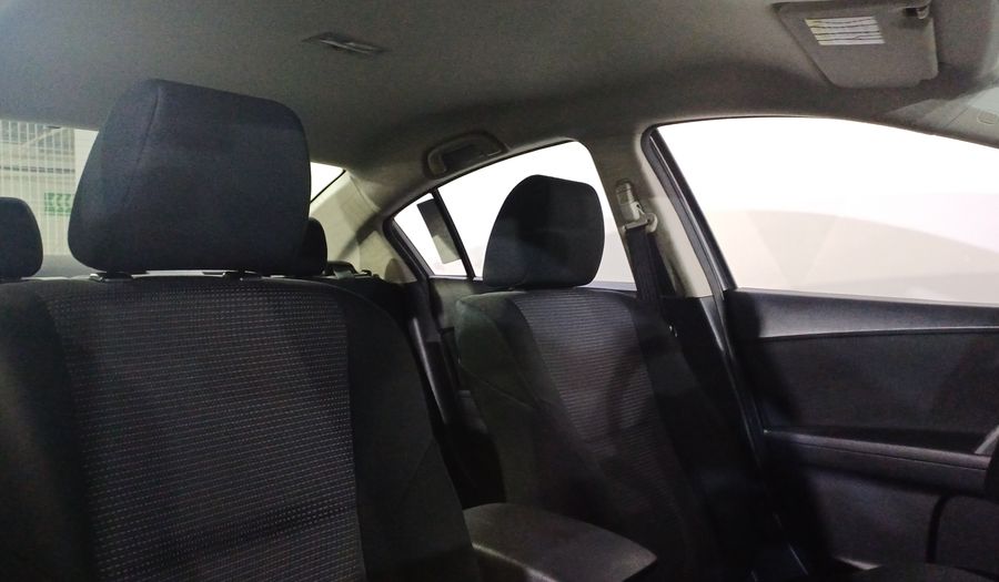 Mazda 3 2.0 SEDAN I TOURING TA Sedan 2013