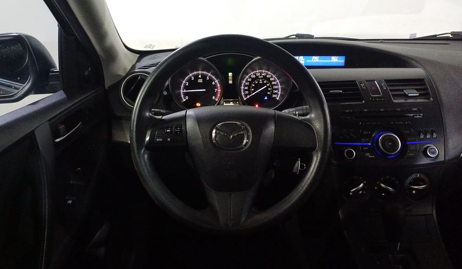 Mazda 3 2.0 SEDAN I TOURING TA Sedan 2013