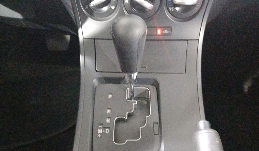 Mazda 3 2.0 SEDAN I TOURING TA Sedan 2013