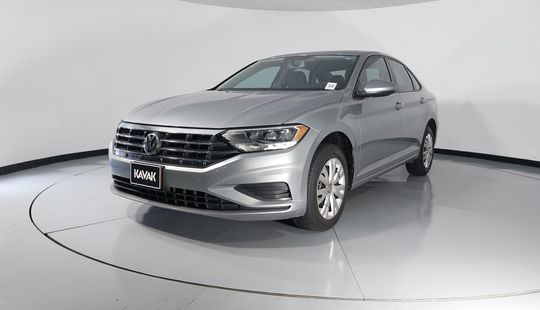 Volkswagen • Jetta
