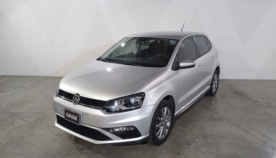 Volkswagen • Polo