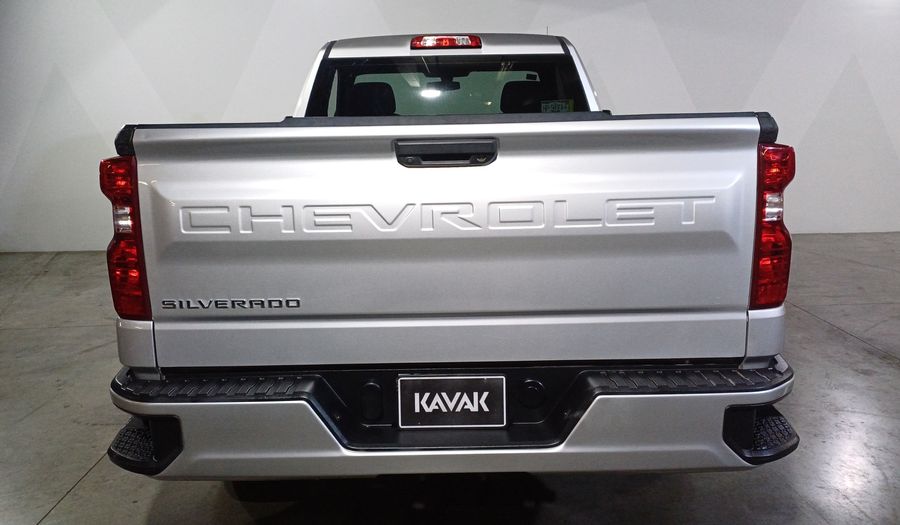 Chevrolet Silverado 1500 4.3 SILVERADO WT CAB REG A AUTO Pickup 2021