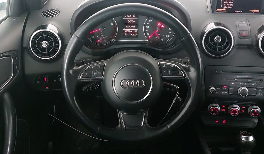 Audi A1 1.4 TFSI EGO S TRONIC Hatchback 2012