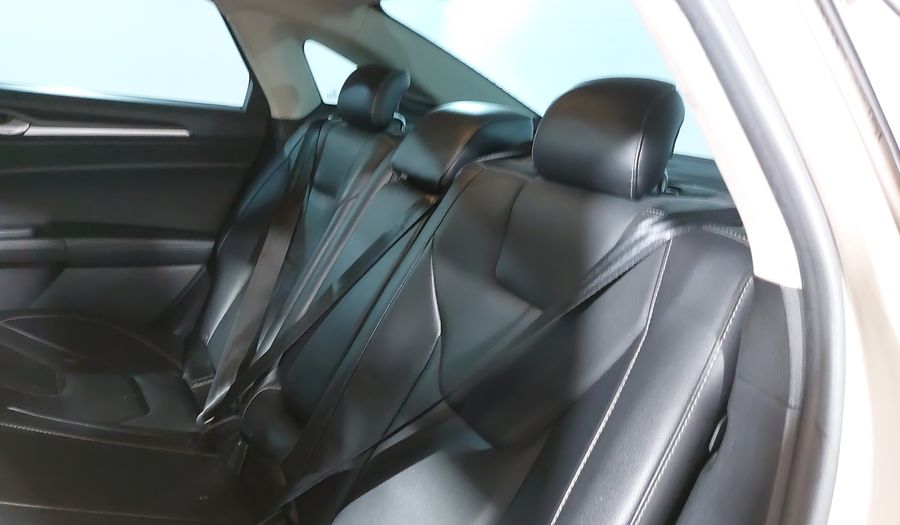 Ford Fusion 2.0 GTDI TITANIUM PLUS AT Sedan 2017