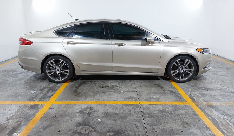 Ford Fusion 2.0 GTDI TITANIUM PLUS AT Sedan 2017