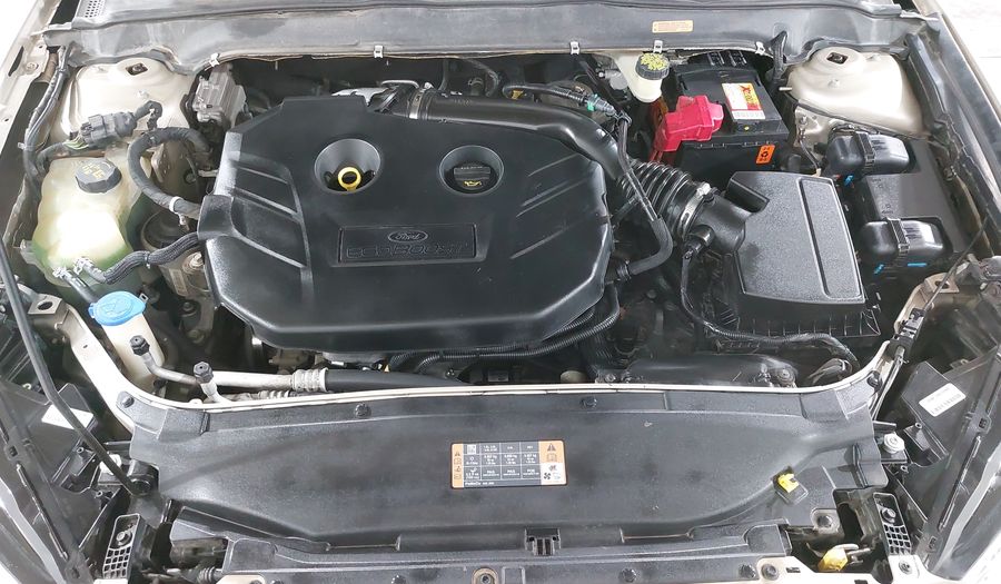 Ford Fusion 2.0 GTDI TITANIUM PLUS AT Sedan 2017