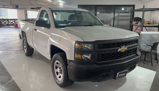 Chevrolet • Silverado 2500