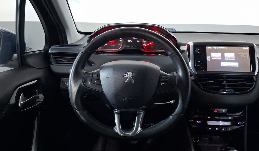 Peugeot 208 1.6 FELINE AT Hatchback 2015
