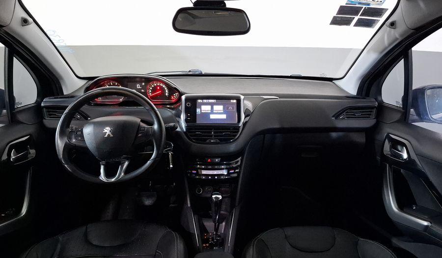 Peugeot 208 1.6 FELINE AT Hatchback 2015