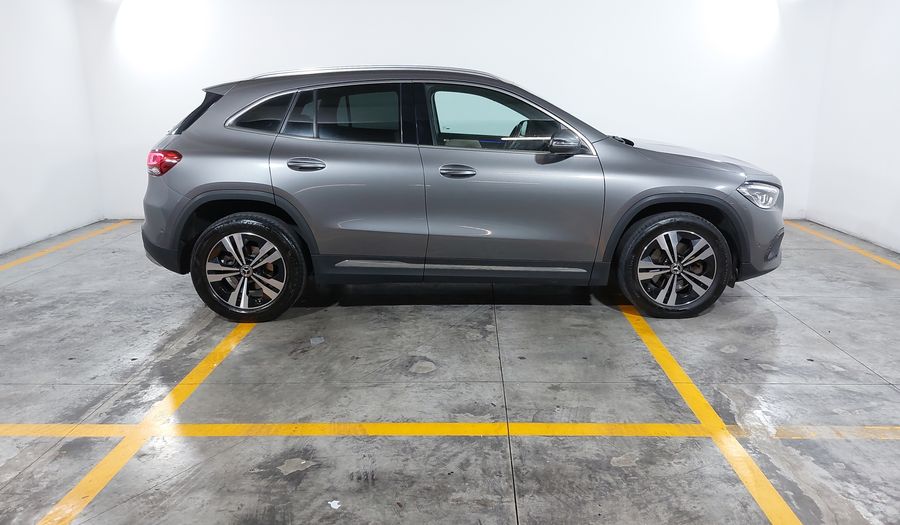 Mercedes Benz Clase Gla 1.3 200 PROGRESSIVE LINE DCT Suv 2022