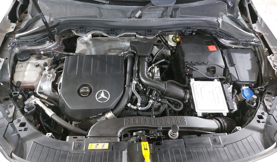 Mercedes Benz Clase Gla 1.3 200 PROGRESSIVE LINE DCT Suv 2022