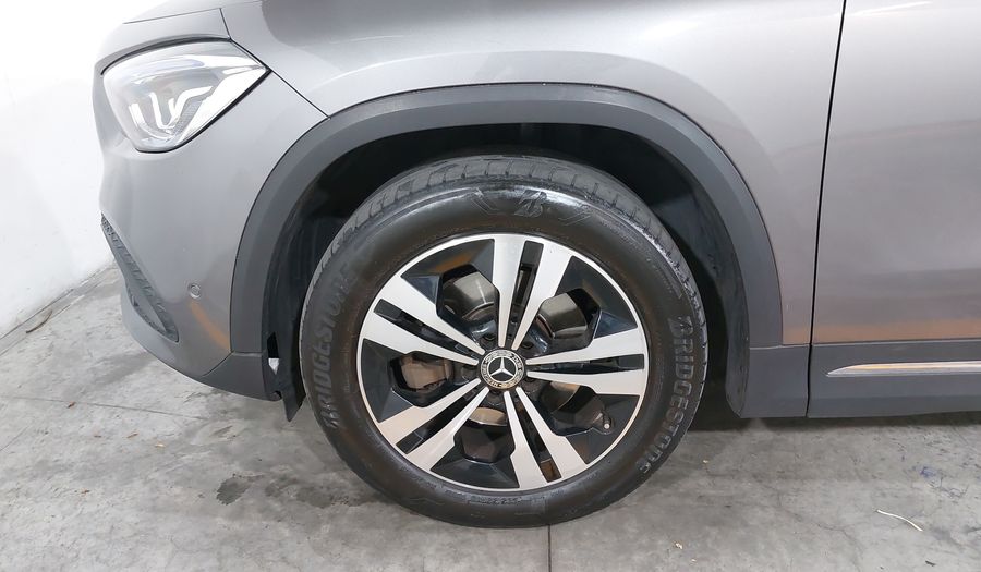 Mercedes Benz Clase Gla 1.3 200 PROGRESSIVE LINE DCT Suv 2022