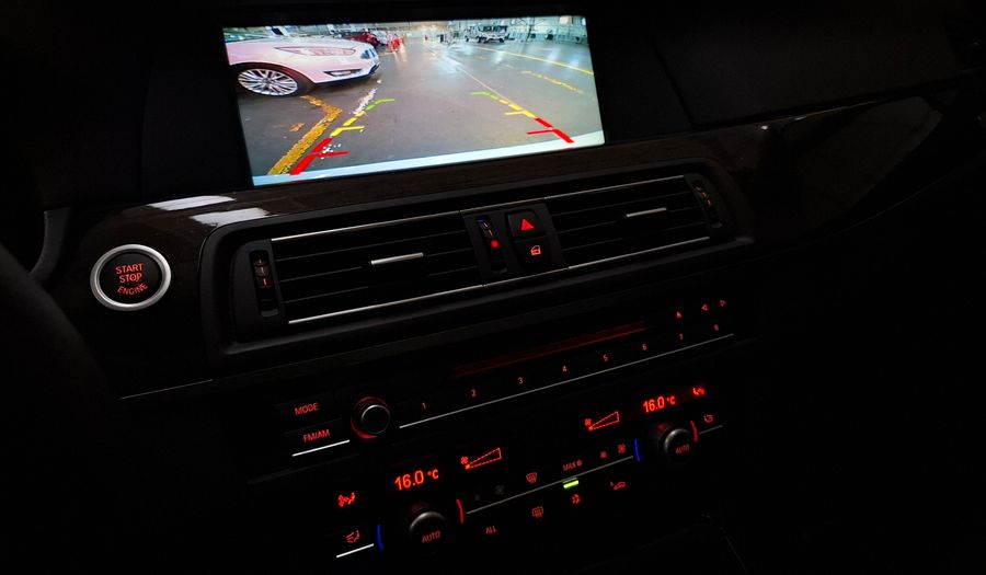 Bmw Serie 5 3.0 528I EXECUTIVE AT Sedan 2011